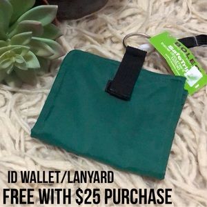 NWT-Travel Wallet on Lanyard-Green/Black-4x4